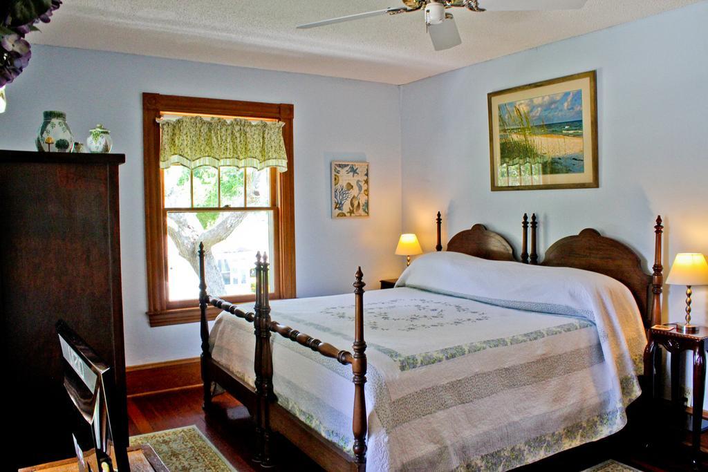 Night Swan Intracoastal Bed & Breakfast New Smyrna Beach Εξωτερικό φωτογραφία