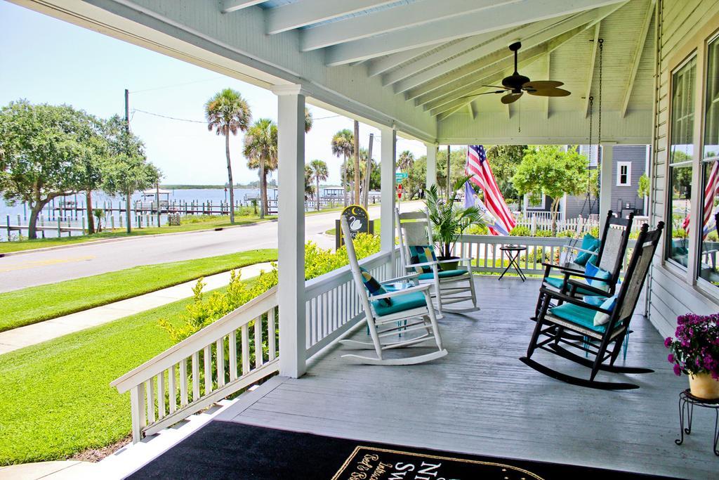 Night Swan Intracoastal Bed & Breakfast New Smyrna Beach Εξωτερικό φωτογραφία