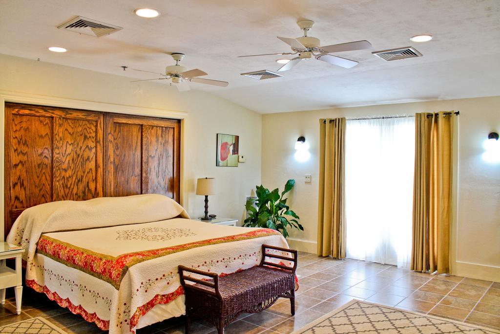 Night Swan Intracoastal Bed & Breakfast New Smyrna Beach Εξωτερικό φωτογραφία