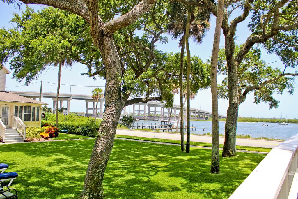 Night Swan Intracoastal Bed & Breakfast New Smyrna Beach Εξωτερικό φωτογραφία