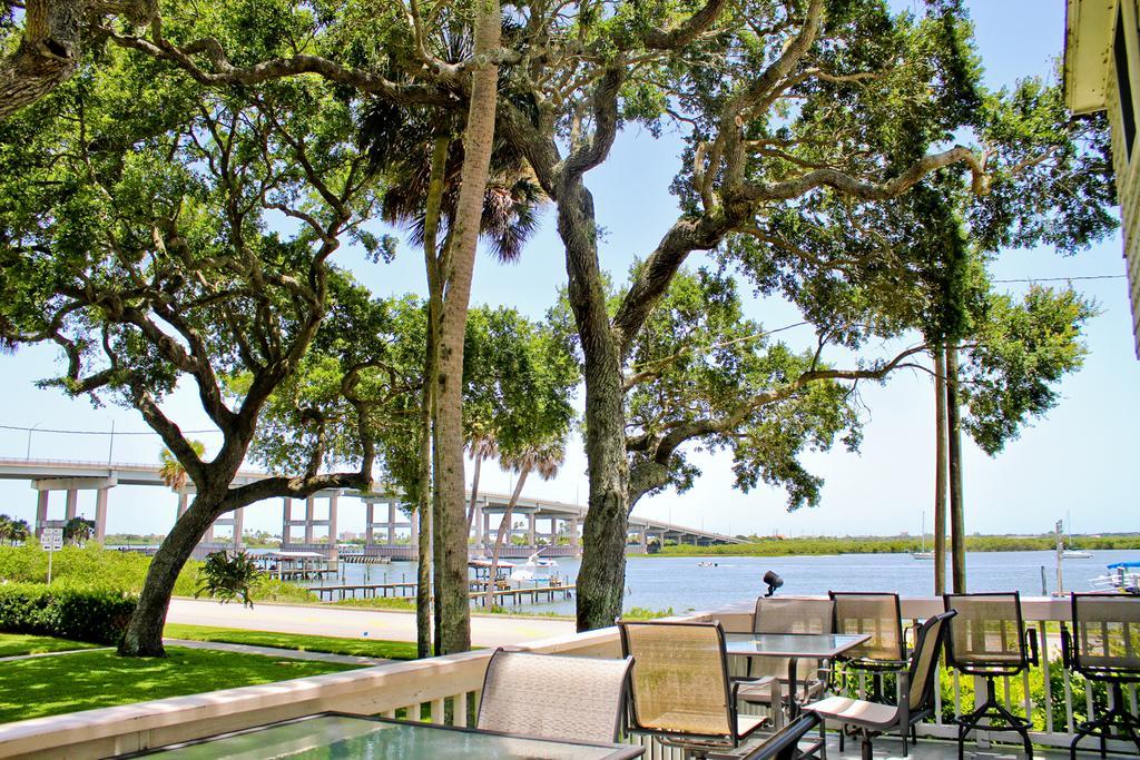 Night Swan Intracoastal Bed & Breakfast New Smyrna Beach Εξωτερικό φωτογραφία